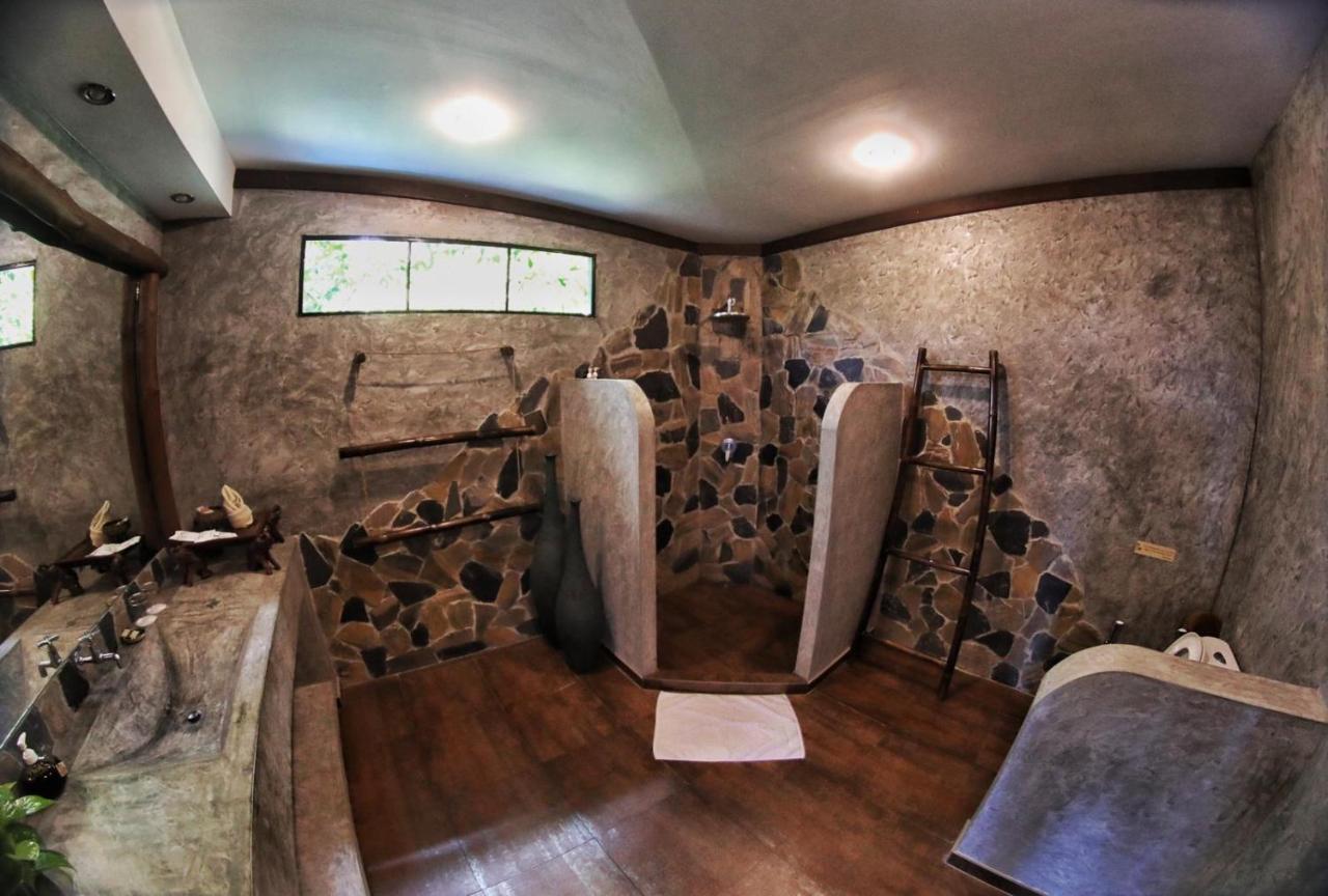 Koh Tao Heights Pool Villas Exterior photo